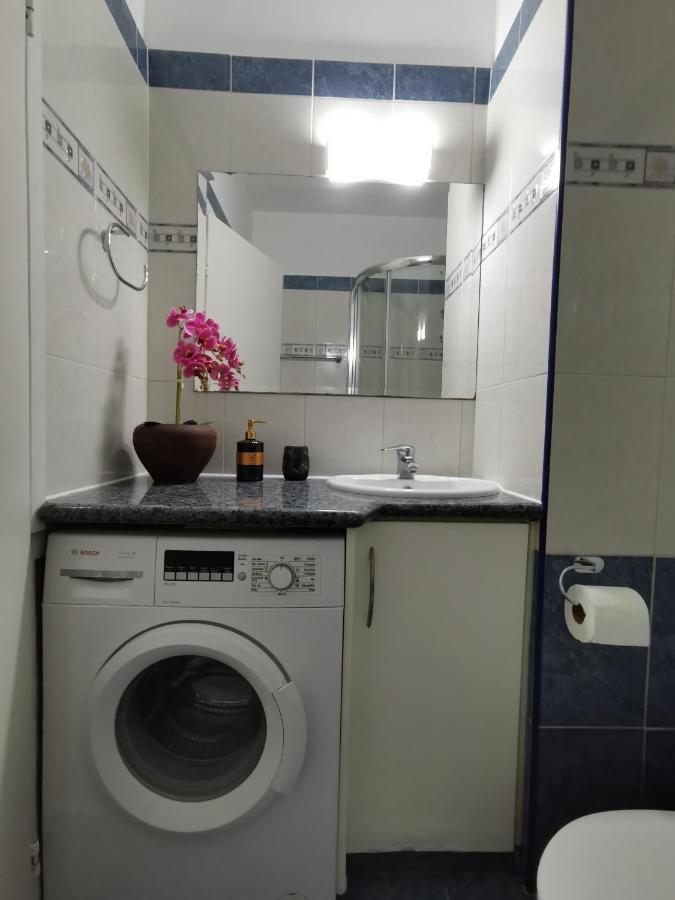 Flat111-adults Only Apartment