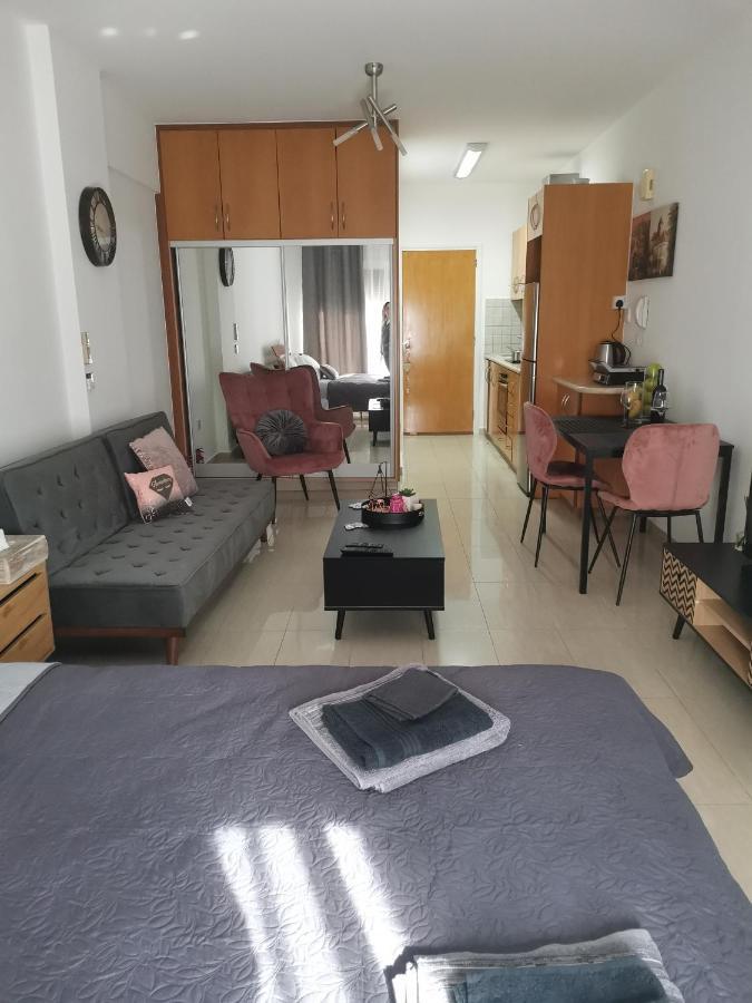 Flat111-adults Only Limassol