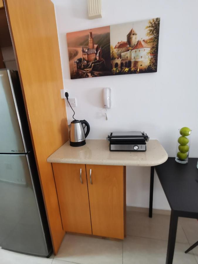Flat111-adults Only Apartment *