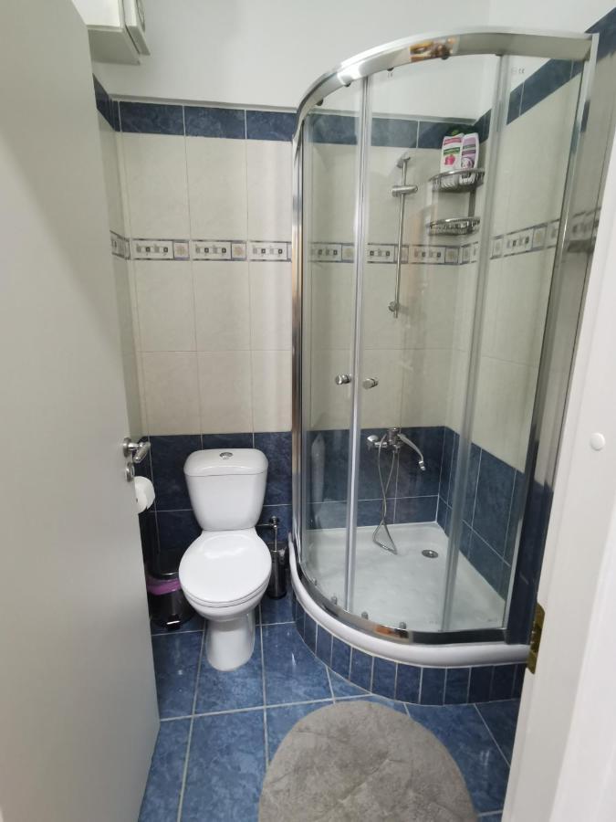Flat111-adults Only Apartment